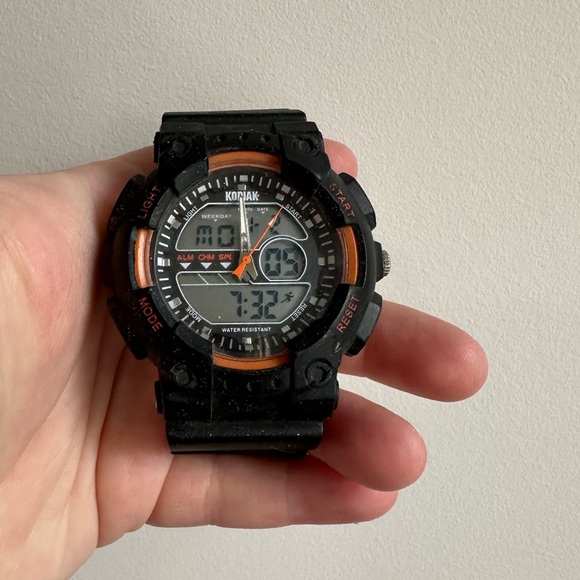 Kodiak men’s watch orange and black digital - Picture 1 of 13